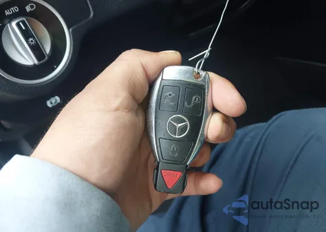 2015 Mercedes-Benz Glk 350 4Matic from USA, damaged, VIN WDCGG8JB4FG360178